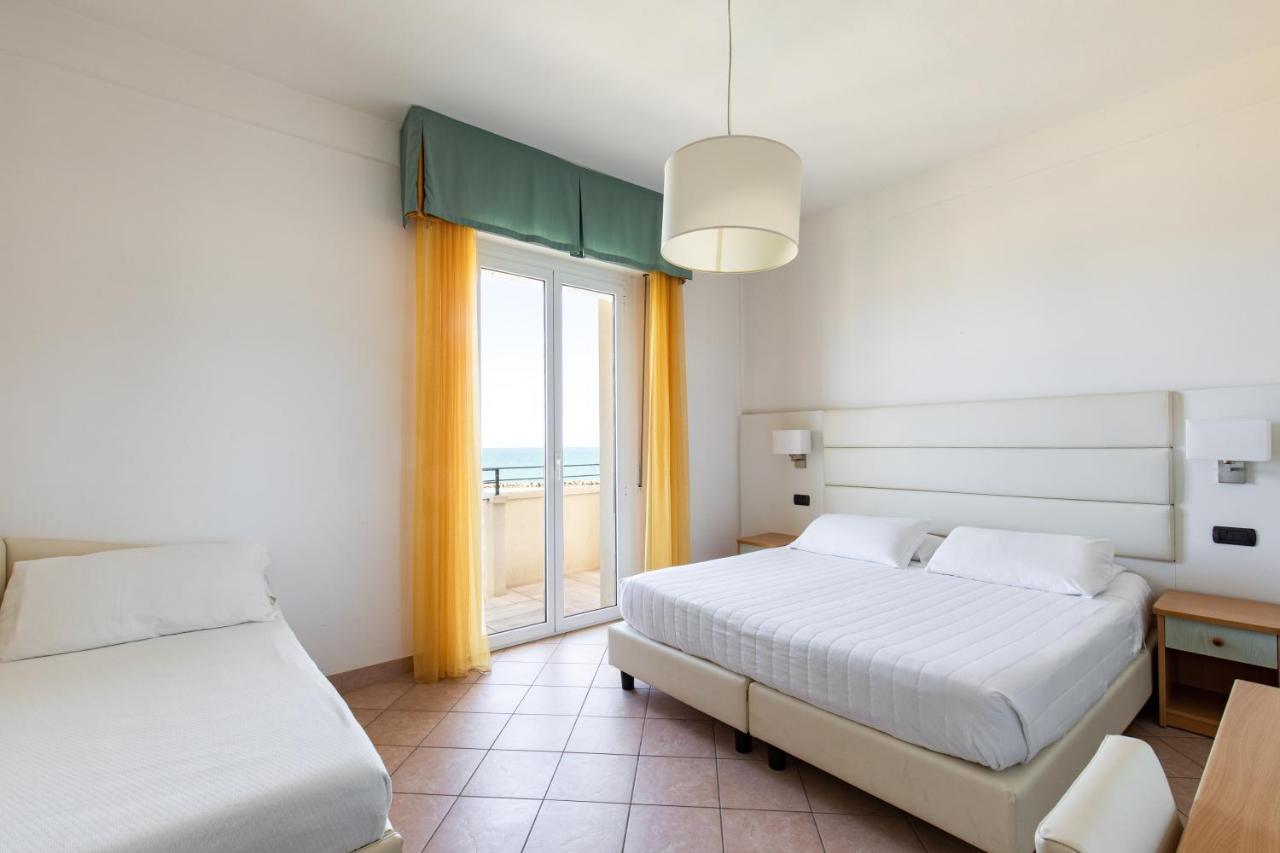 Hotel Palos Rimini Zewnętrze zdjęcie