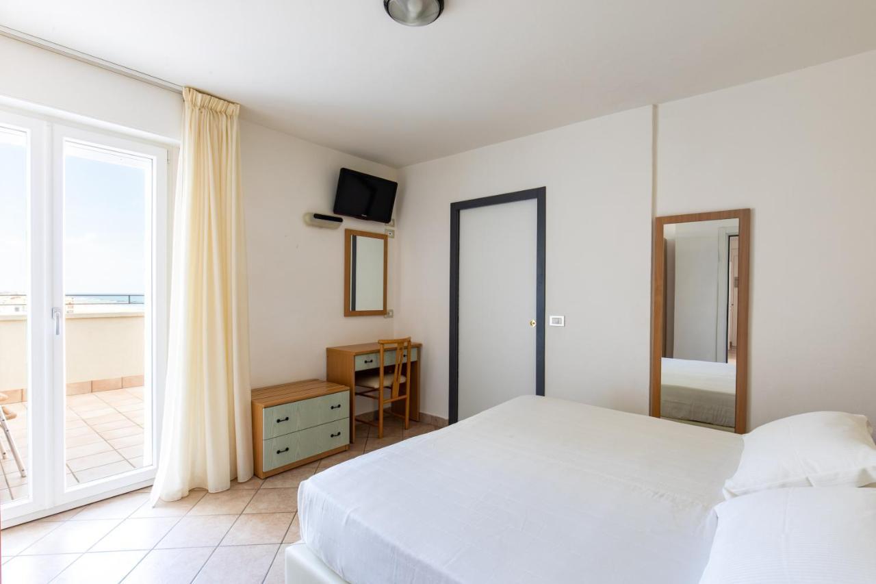 Hotel Palos Rimini Zewnętrze zdjęcie